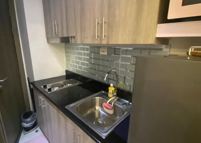 2 Bed Unit Near Greenfield Mandaluyong Shangrila Megamall Mrt Shaw Fame Residences * Manila