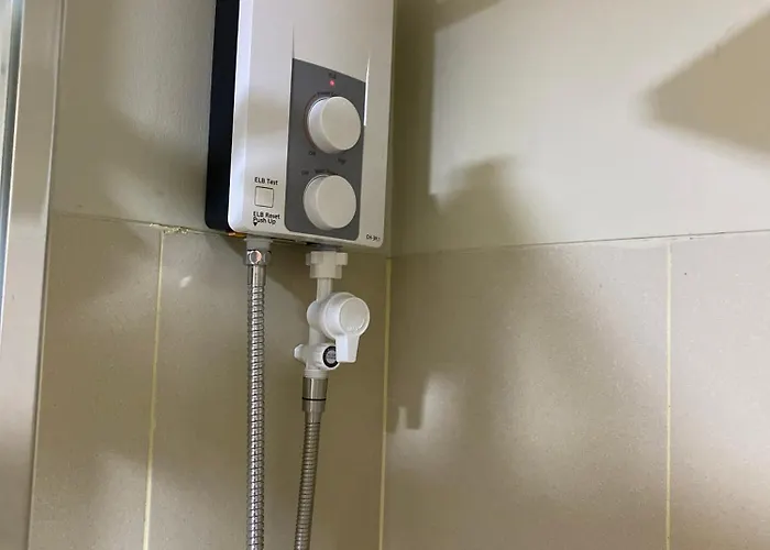 2 Bed Unit Near Greenfield Mandaluyong Shangrila Megamall Mrt Shaw Fame Residences Apartment *